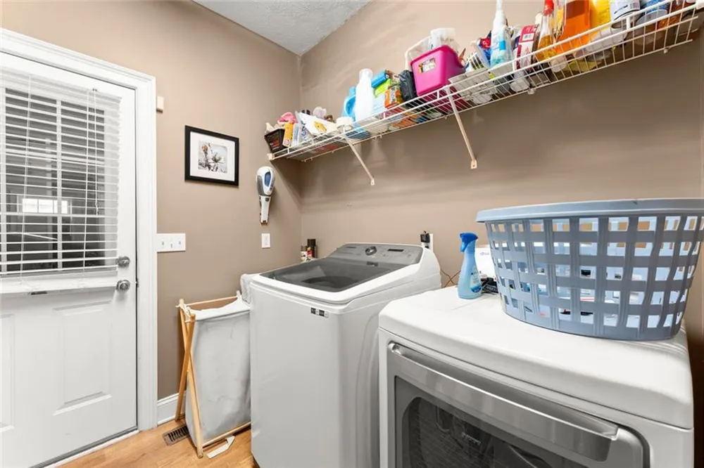 393 Brookwood Drive Lavonia, GA 30553