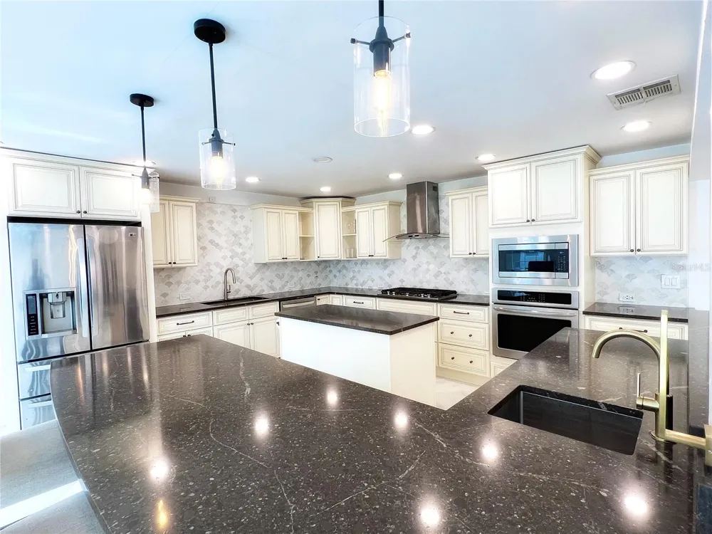974 PINELLI STREET Orlando, FL 32803