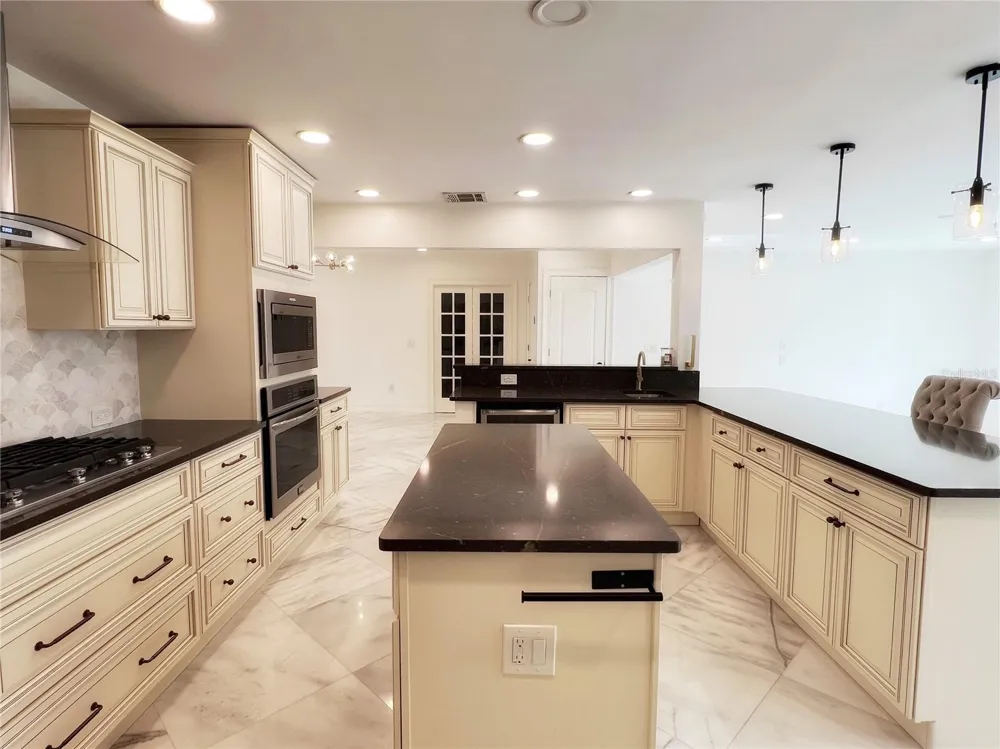 974 PINELLI STREET Orlando, FL 32803