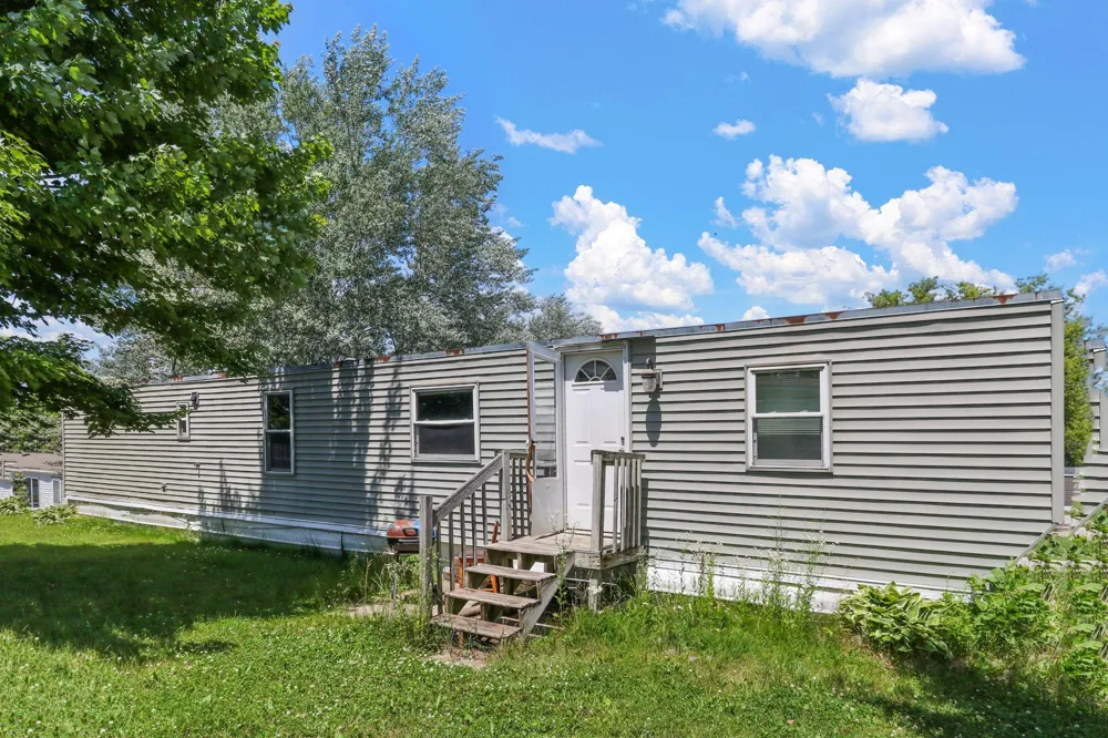 3611 85th Street NW #34 Oronoco, MN 55960