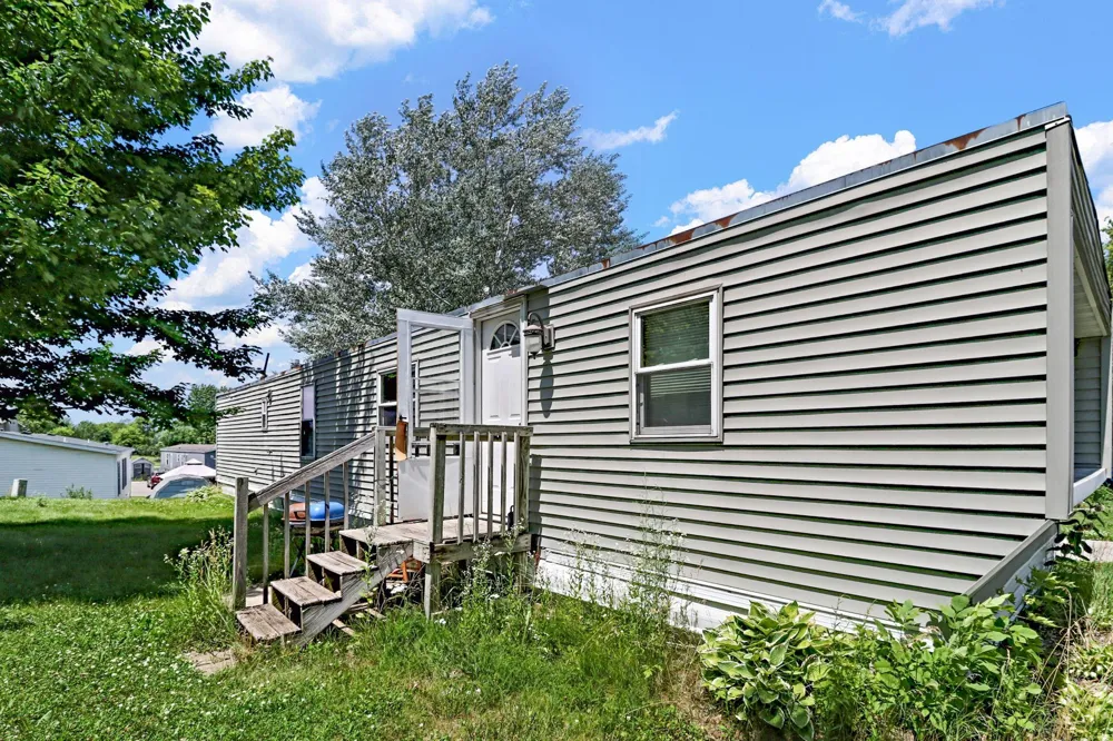 3611 85th Street NW #34 Oronoco, MN 55960