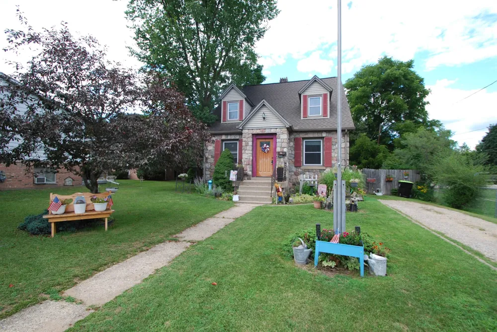 135 Carpenter Street West Branch Township, MI 48661