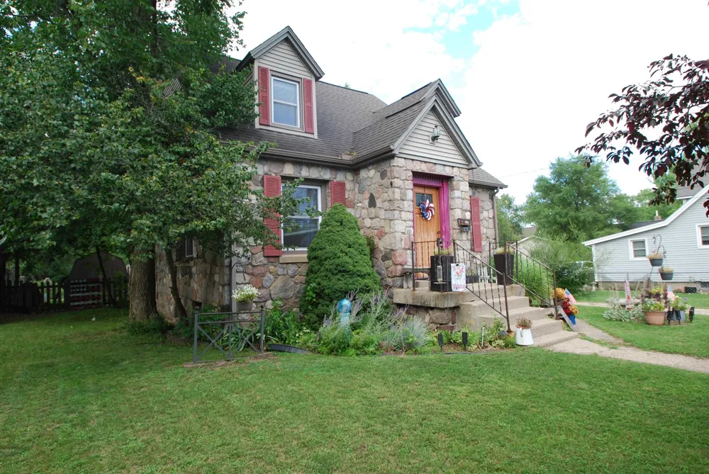 135 Carpenter Street West Branch Township, MI 48661