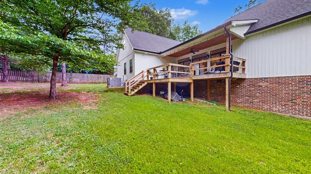 183 Country Wood Dr Paris, TN 38242