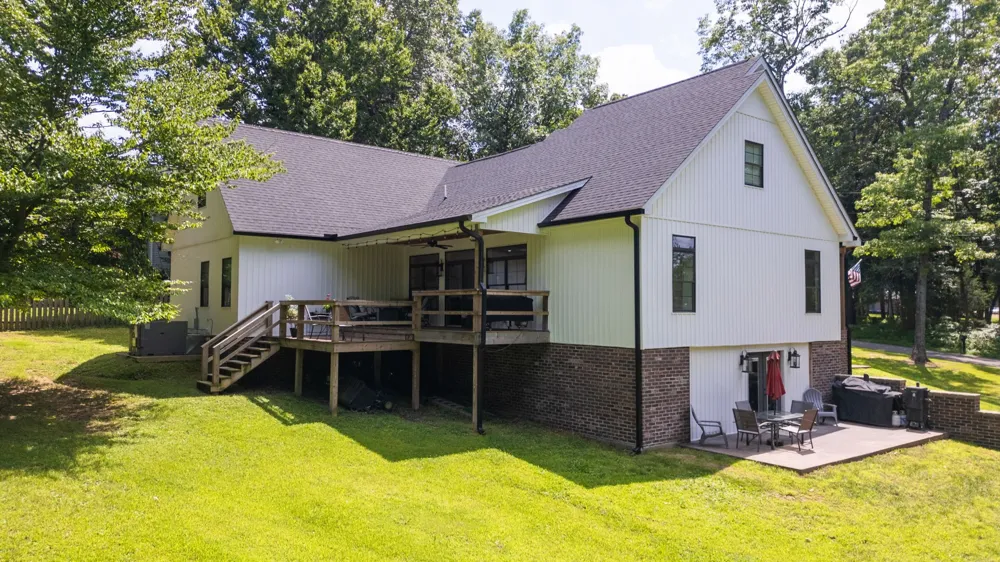 183 Country Wood Dr Paris, TN 38242