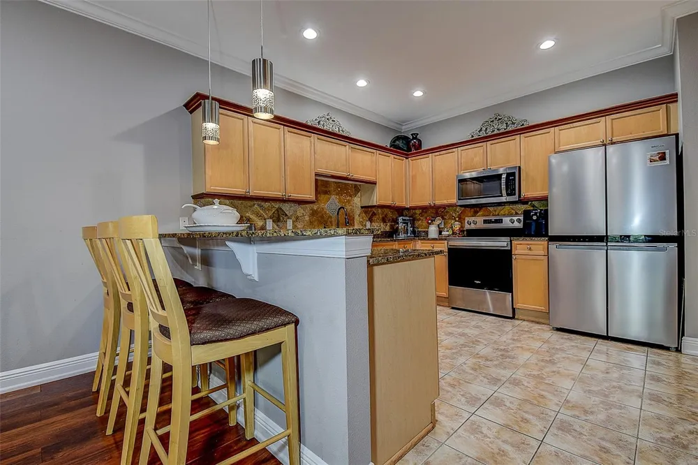 256 VALENCIA CIRCLE St Petersburg, FL 33716