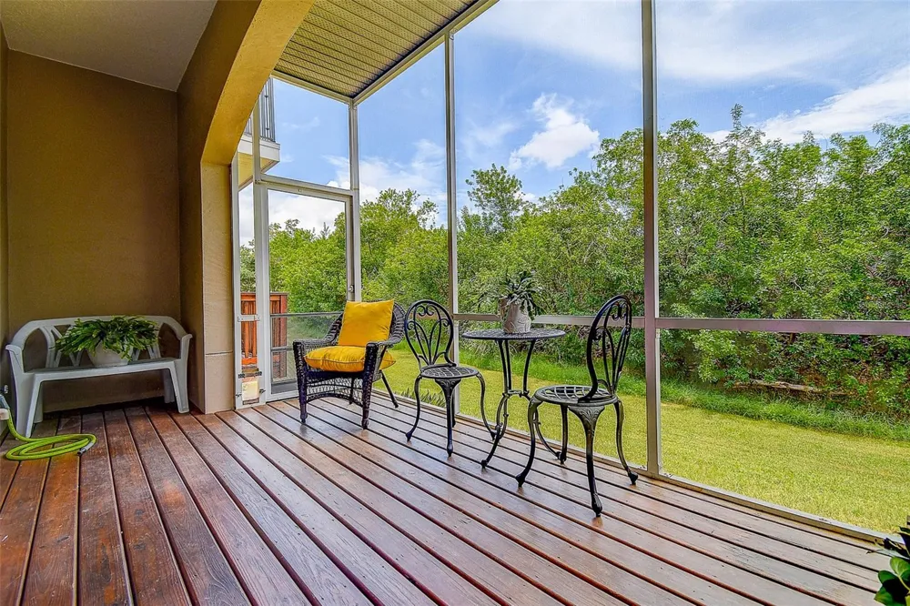 256 VALENCIA CIRCLE St Petersburg, FL 33716