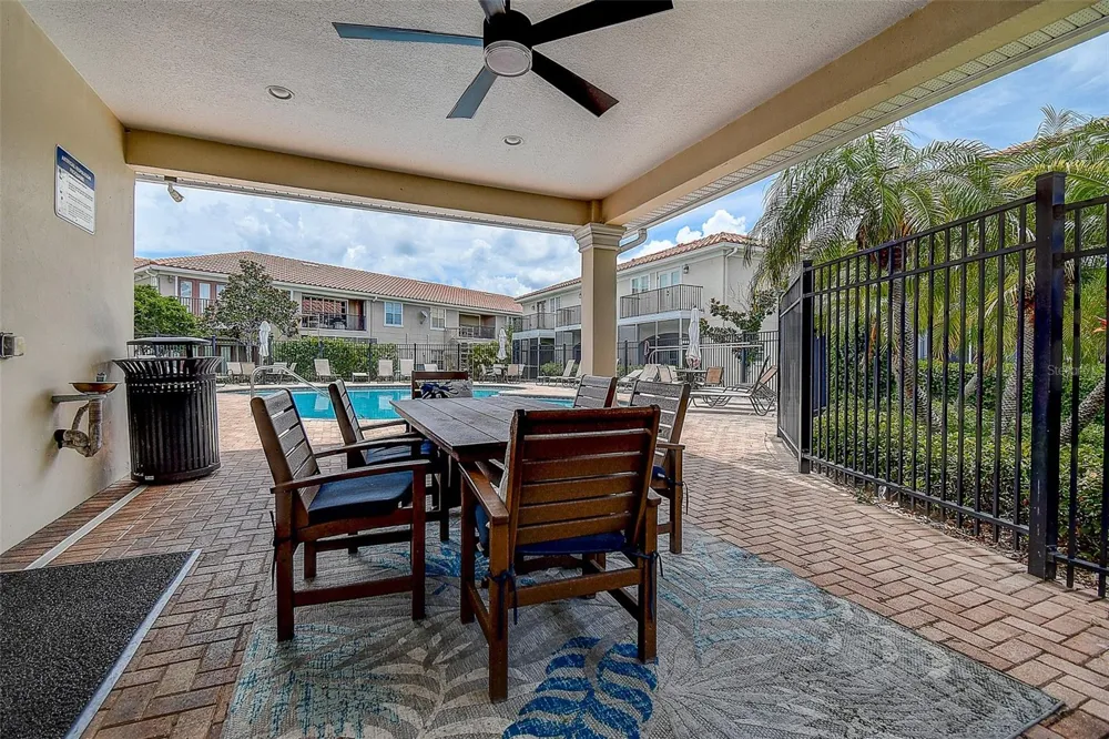 256 VALENCIA CIRCLE St Petersburg, FL 33716