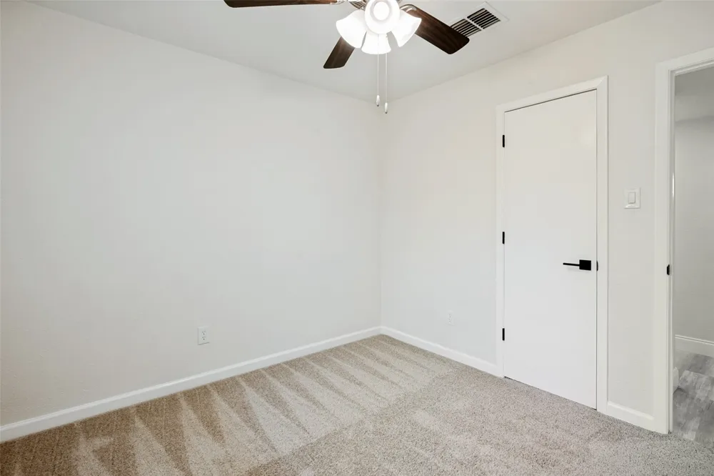 708 Glen Rock Place Arlington, TX 76014