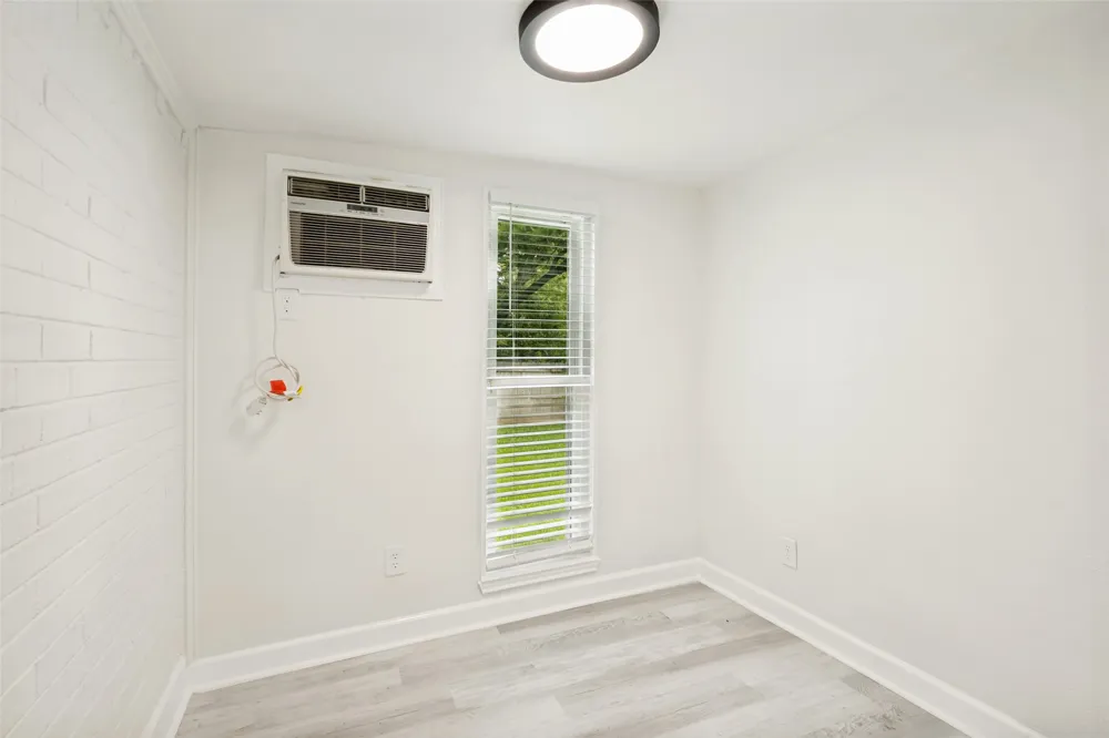 708 Glen Rock Place Arlington, TX 76014