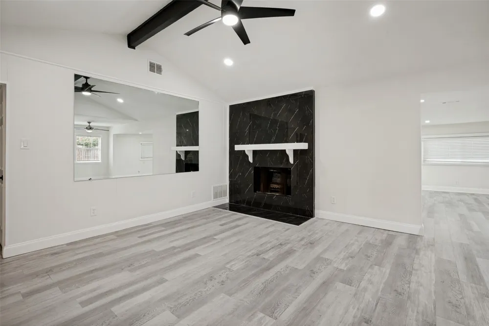 708 Glen Rock Place Arlington, TX 76014