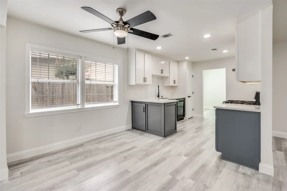 708 Glen Rock Place Arlington, TX 76014