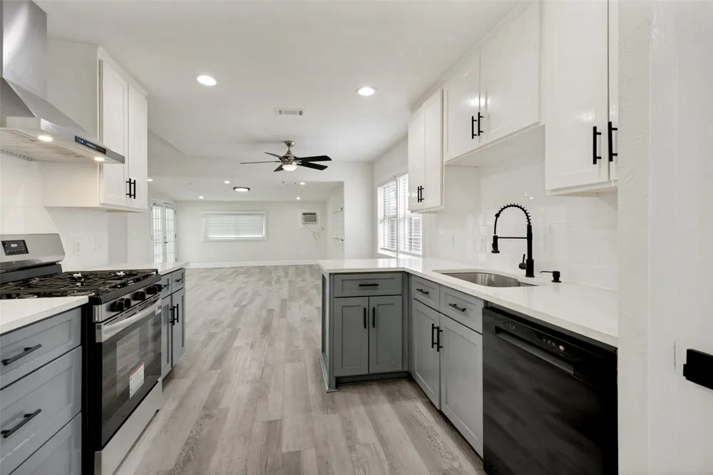 708 Glen Rock Place Arlington, TX 76014