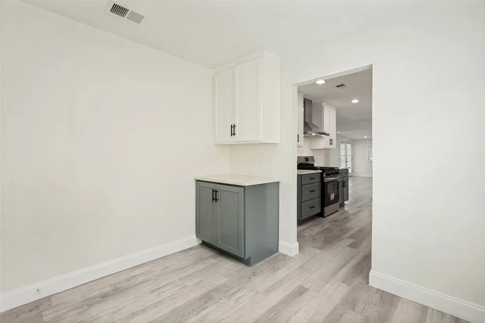 708 Glen Rock Place Arlington, TX 76014