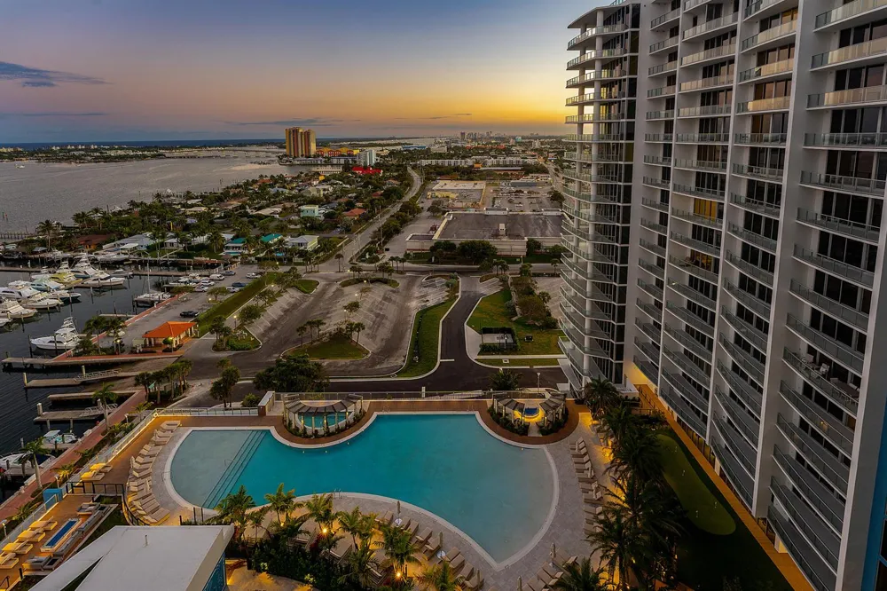 220 Lake Shore Drive #1911 Lake Park, FL 33403