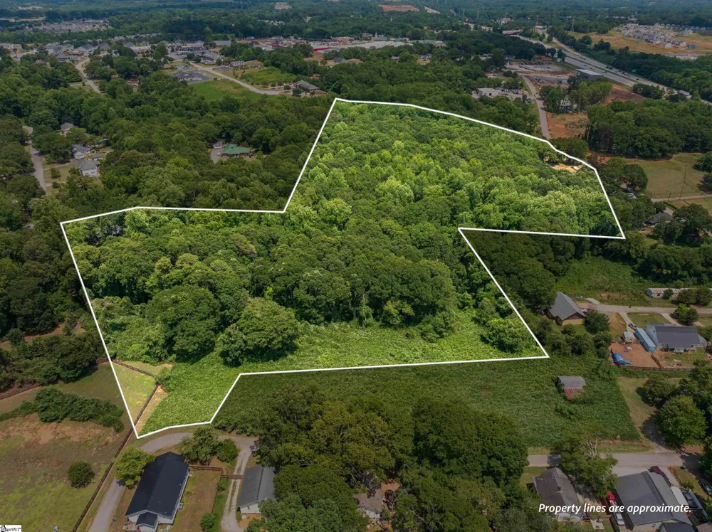 270 4th Street Boiling Springs, SC 29316