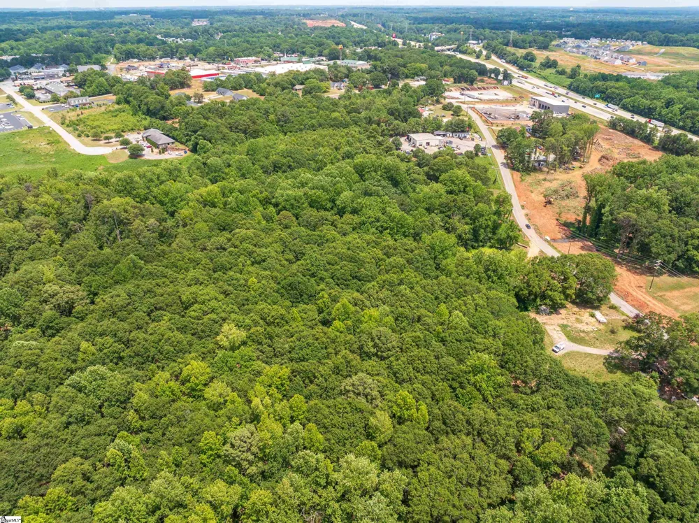 270 4th Street Boiling Springs, SC 29316