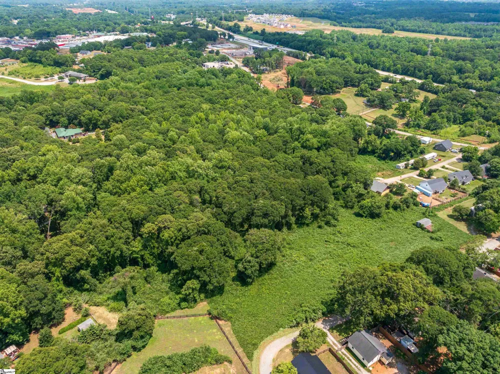 270 4th Street Boiling Springs, SC 29316