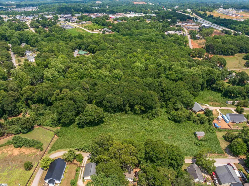 270 4th Street Boiling Springs, SC 29316