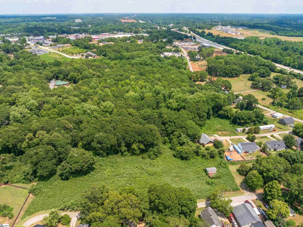 270 4th Street Boiling Springs, SC 29316