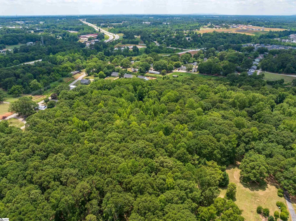 270 4th Street Boiling Springs, SC 29316