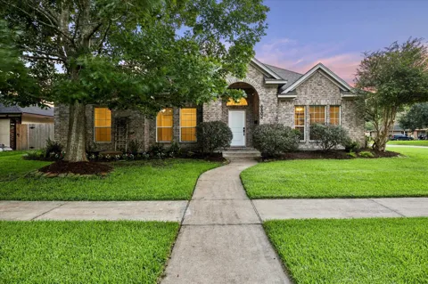 8802 Robindell Drive