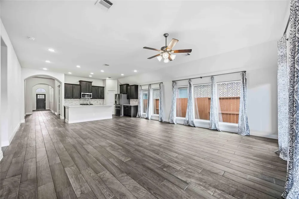 9314 Eckert Road Iowa Colony, TX 77583
