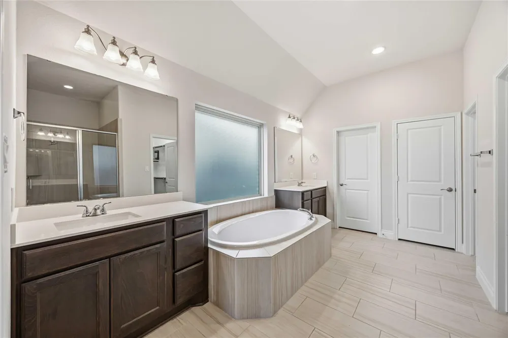 9314 Eckert Road Iowa Colony, TX 77583