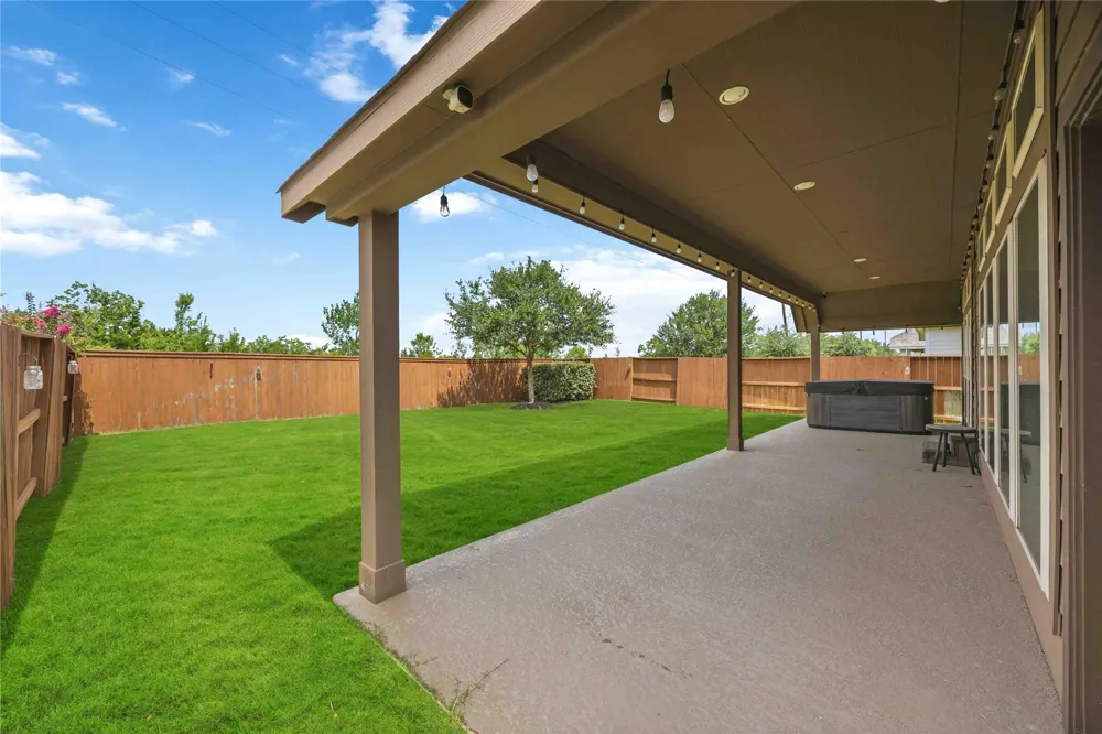 9314 Eckert Road Iowa Colony, TX 77583