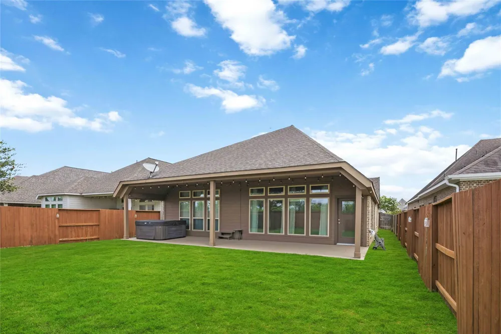 9314 Eckert Road Iowa Colony, TX 77583