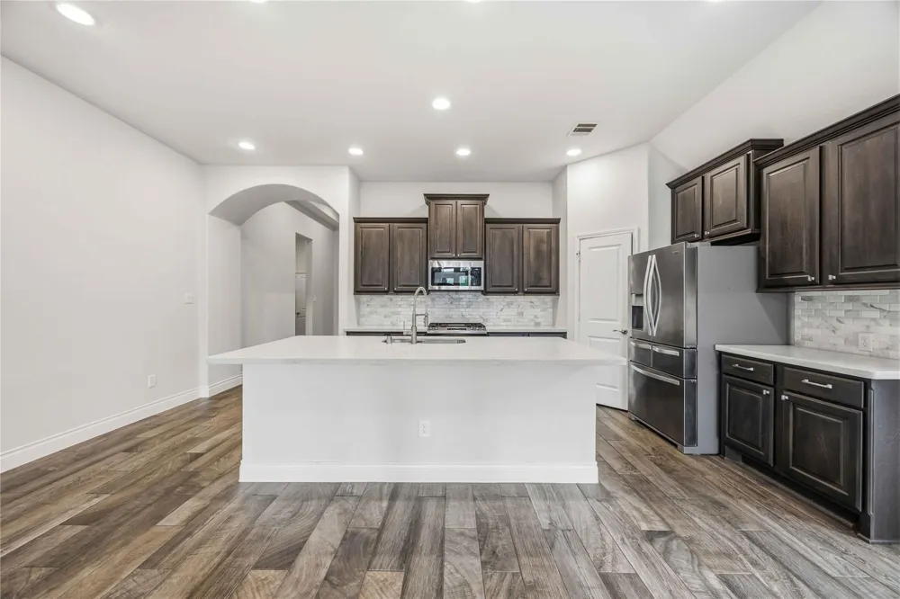 9314 Eckert Road Iowa Colony, TX 77583
