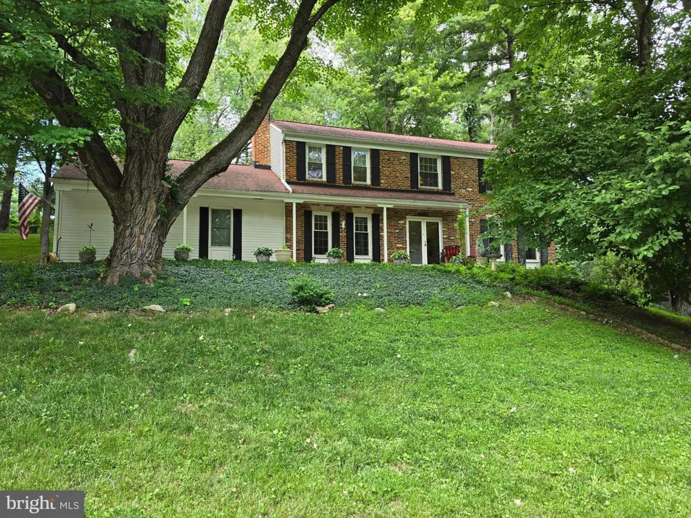 16601 BRIARDALE ROAD Rockville, MD 20855