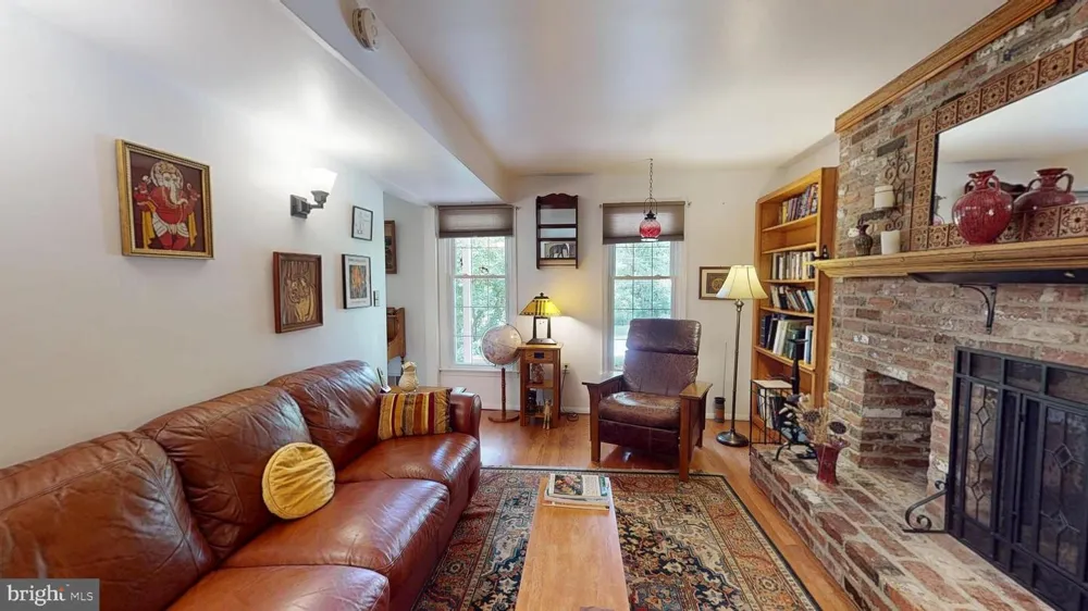 16601 BRIARDALE ROAD Rockville, MD 20855