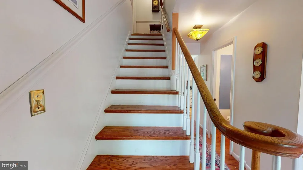 16601 BRIARDALE ROAD Rockville, MD 20855