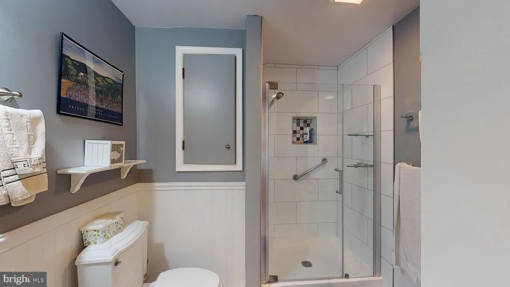 16601 BRIARDALE ROAD Rockville, MD 20855