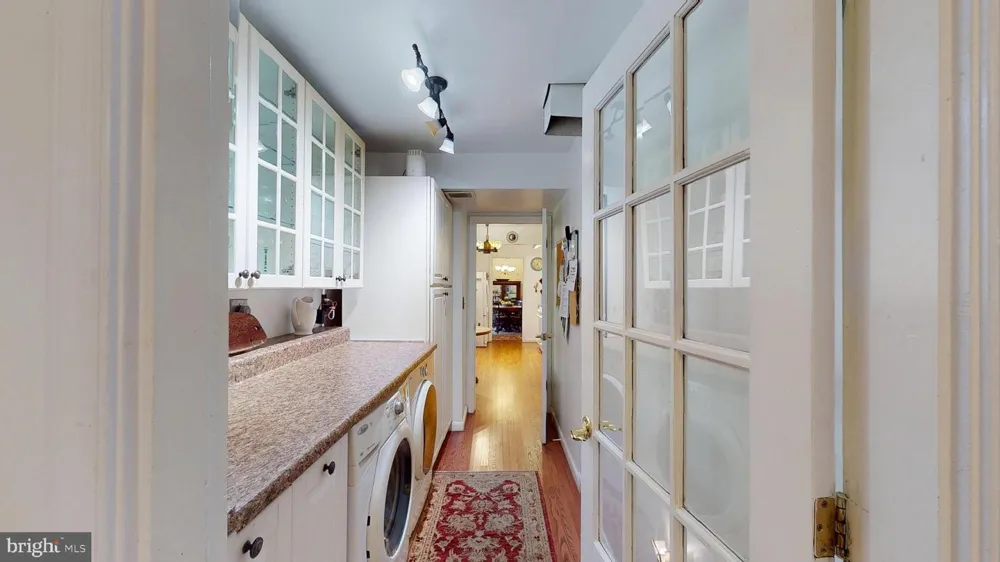 16601 BRIARDALE ROAD Rockville, MD 20855