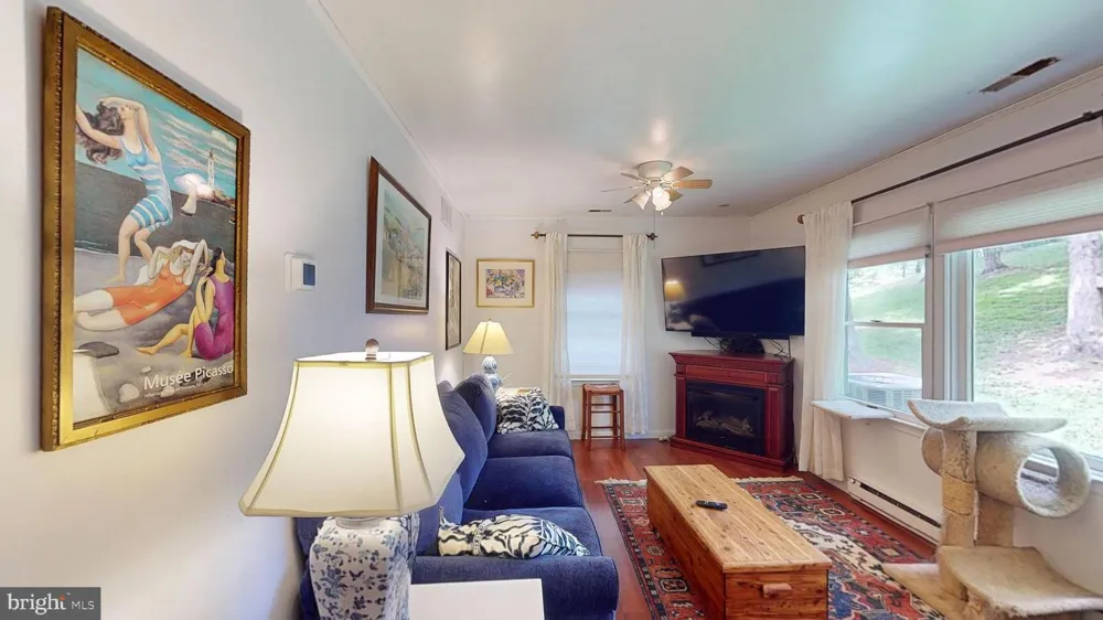 16601 BRIARDALE ROAD Rockville, MD 20855