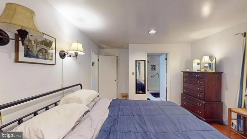 16601 BRIARDALE ROAD Rockville, MD 20855