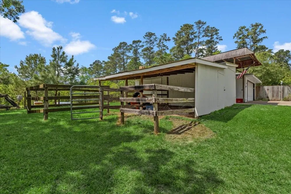 16701 Surrey Lane Stagecoach, TX 77355