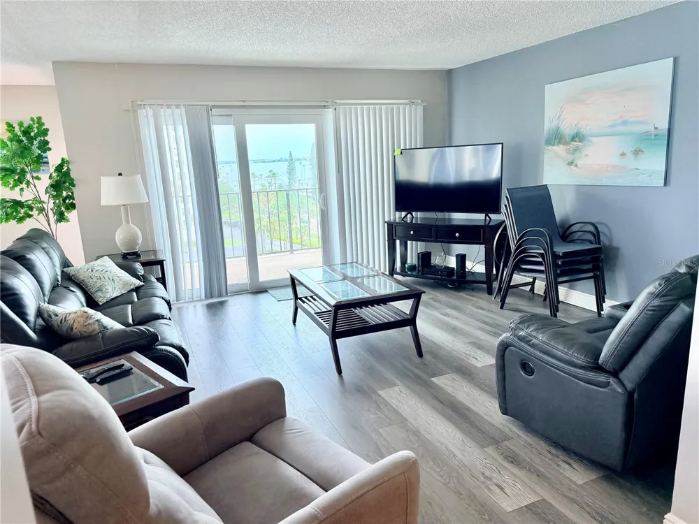 1480 GULF BOULEVARD #607 Clearwater Beach, FL 33767