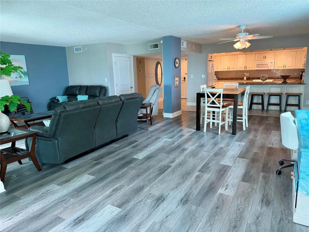1480 GULF BOULEVARD #607 Clearwater Beach, FL 33767