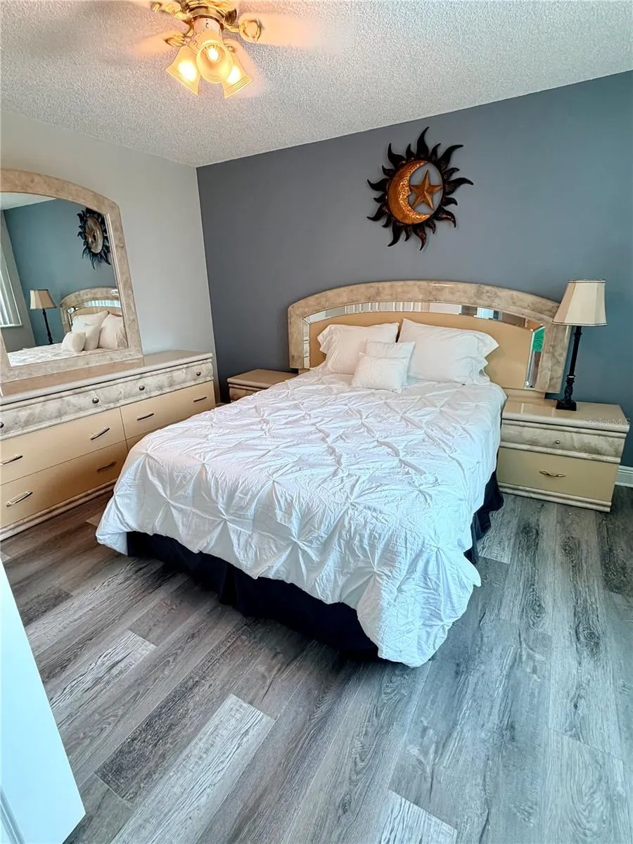 1480 GULF BOULEVARD #607 Clearwater Beach, FL 33767