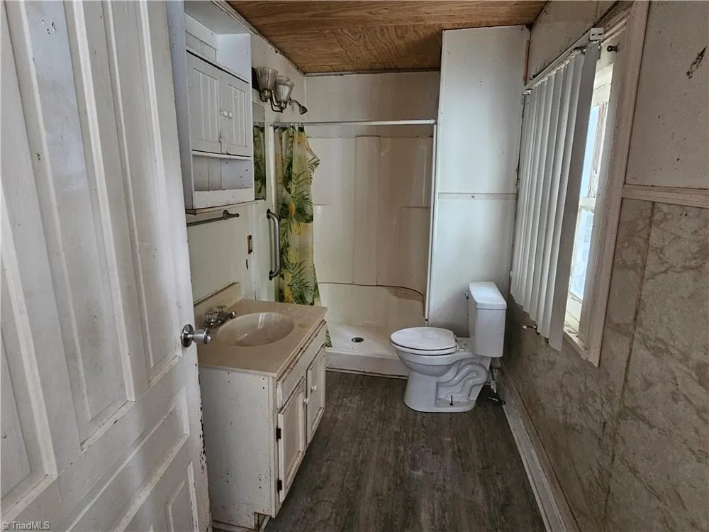 223 Lawsonville Avenue Reidsville, NC 27320