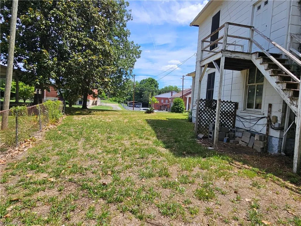 223 Lawsonville Avenue Reidsville, NC 27320