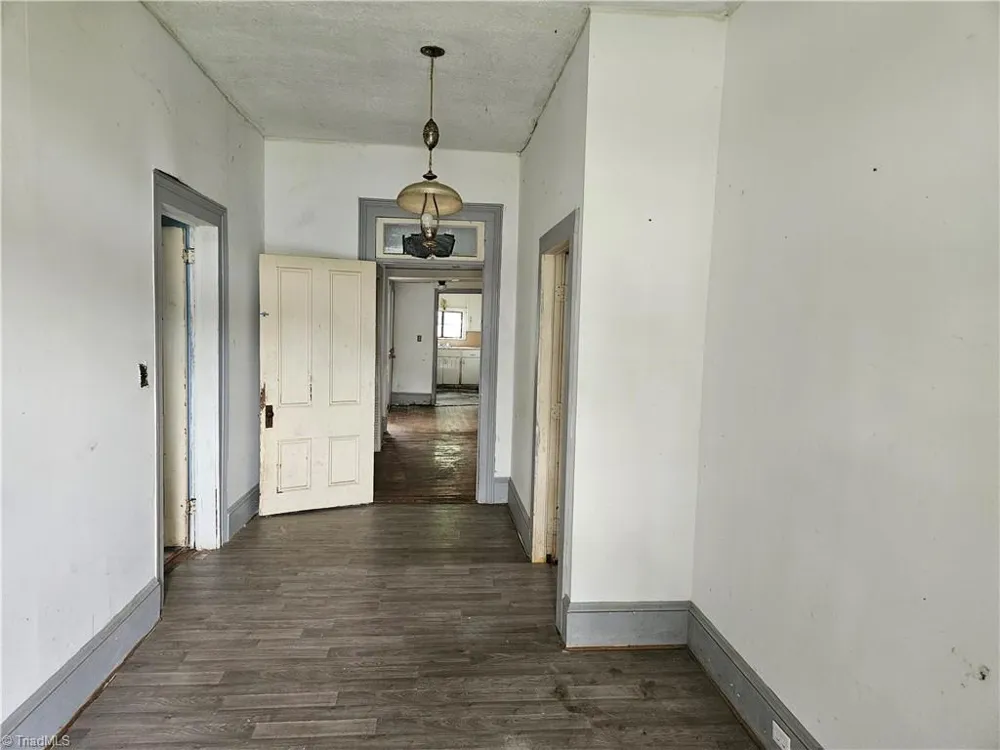 223 Lawsonville Avenue Reidsville, NC 27320