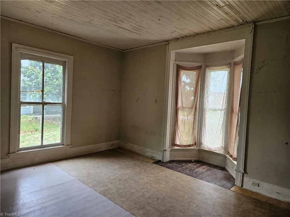 223 Lawsonville Avenue Reidsville, NC 27320