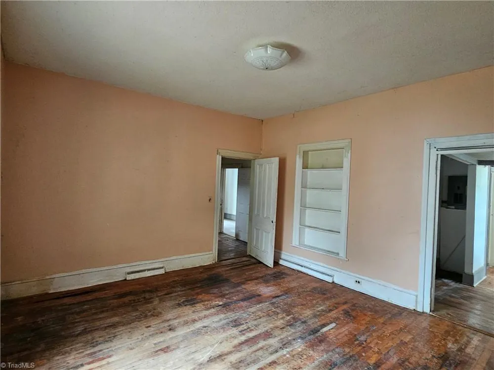 223 Lawsonville Avenue Reidsville, NC 27320