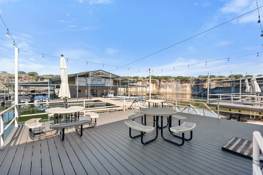 1053 Bluff Creek Drive Strawn, TX 76475