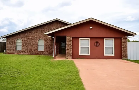 30 Humphreys Village