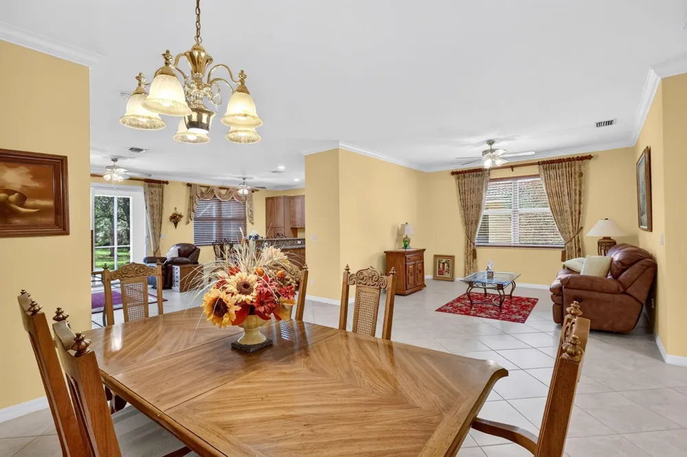 6311 Astor Place Vero Beach, FL 32966